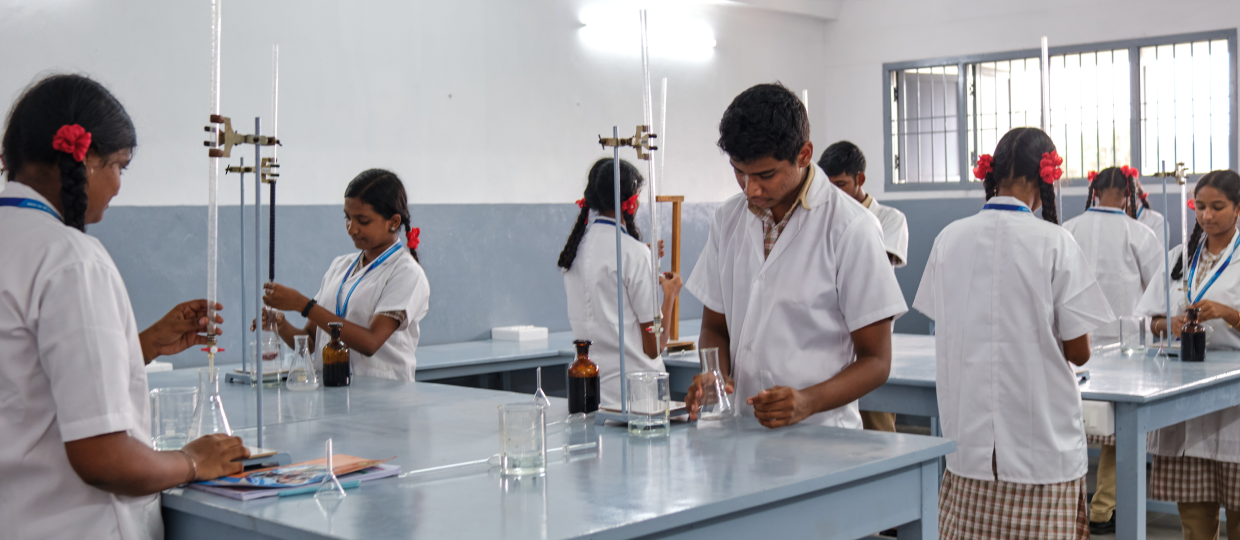 Lab - Student in labs